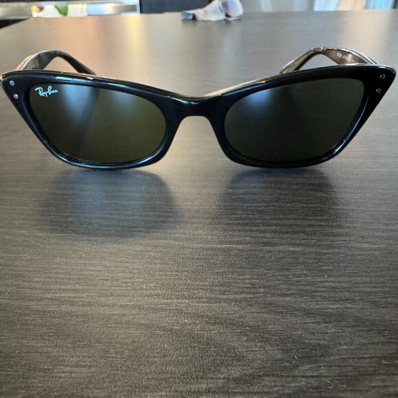 ✨ Ray-Ban Lady Burbank RB2299 901/31 Cat Eye Sunglasses ✨ - Picture 2 of 12